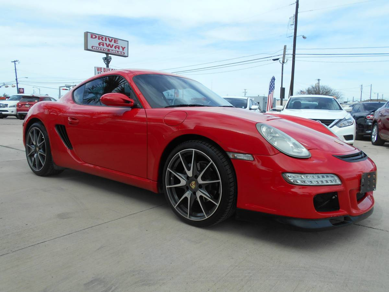 Illustration for article titled At $17,999, Will This 2007 Porsche Cayman Win it by a Nose?